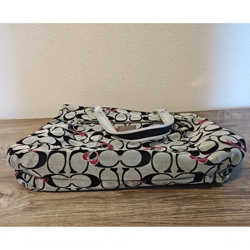 Coach Poppy Signature Heart Tote Women Large Black Grey Pink 18711 Canvas Bag